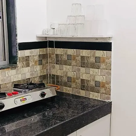 1br In Parel By Flora Apartment
