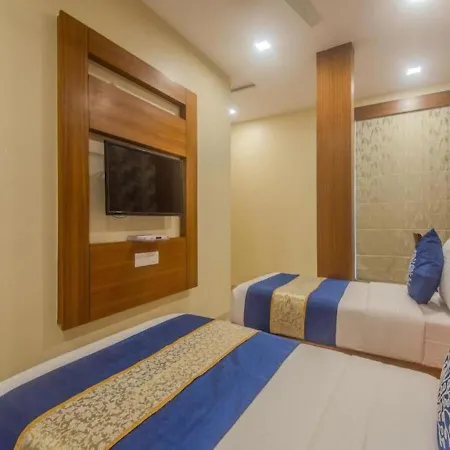 Hotel Arton Regency - Near International Airport