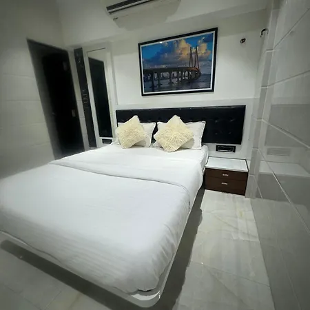 Backpackers Villa Mumbai Hostel