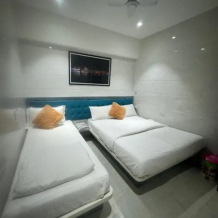 Backpackers Villa Mumbai Hostel *