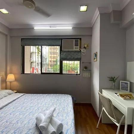 Newton 103 Bright 1bhk In Bandra Near Lilavati * Mumbai