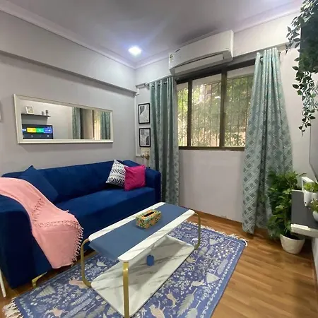 Newton 103 Bright 1bhk In Bandra Near Lilavati Apartment