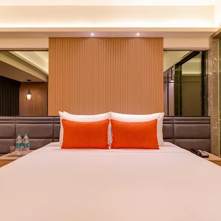Lemon Tree Premier, Malad, Hotel Mumbai