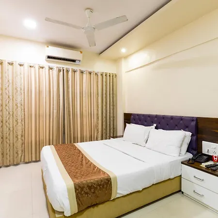 Embassy Park - Bkc Hotel 2*