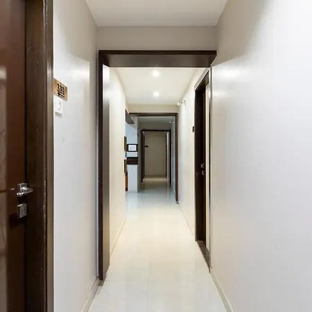 Hotel Embassy Park - Bkc 2*