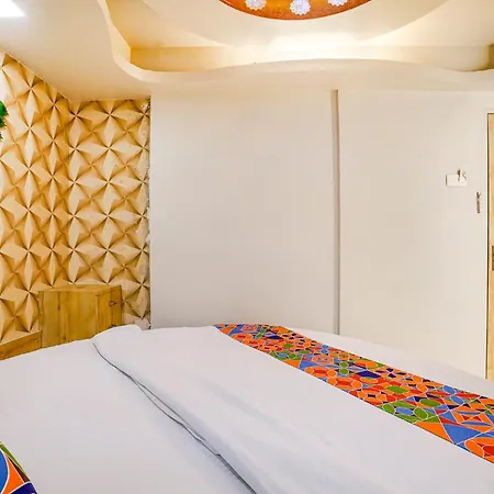 Fabhotel Amber Crop Hotel 3*