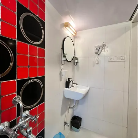 Premium 2 Bhk Carter Rd Bandra W Mumbai