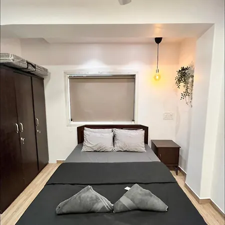 Premium 2 Bhk Carter Rd Bandra W