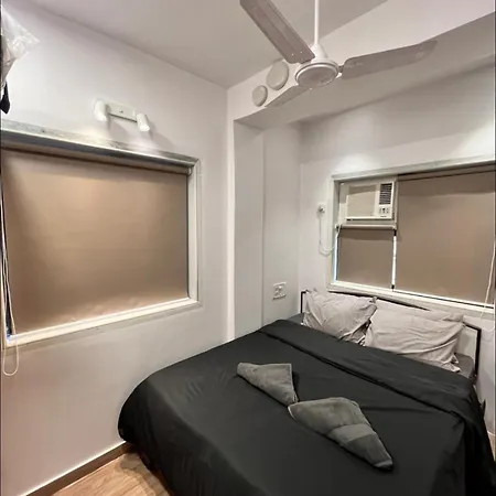 Premium 2 Bhk Carter Rd Bandra W * Mumbai