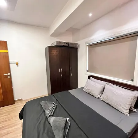 Premium 2 Bhk Carter Rd Bandra W Apartment Mumbai