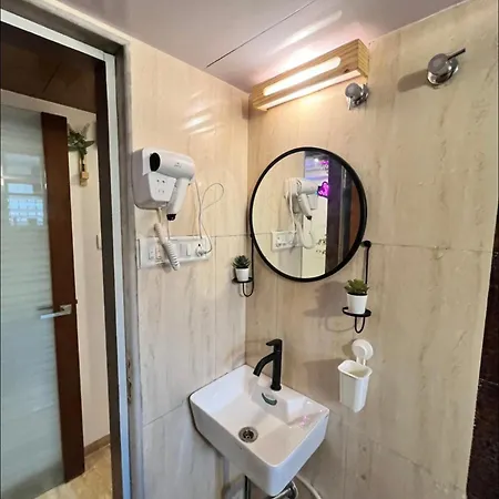 Premium 2 Bhk Carter Rd Bandra W