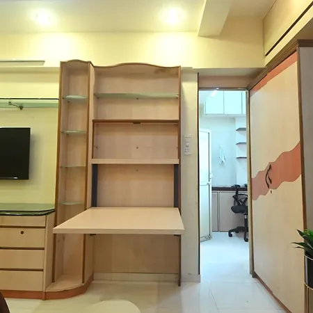 Cosy In Sobo Apartment Mumbai