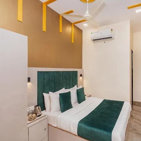 Priceless Exhibition Centre Goregaon West 2* Mumbai