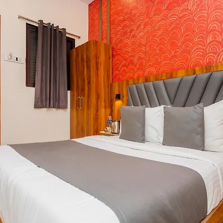 Hotel Priceless Exhibition Centre Goregaon West 2*