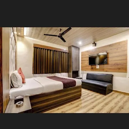 Park Hotel 3*