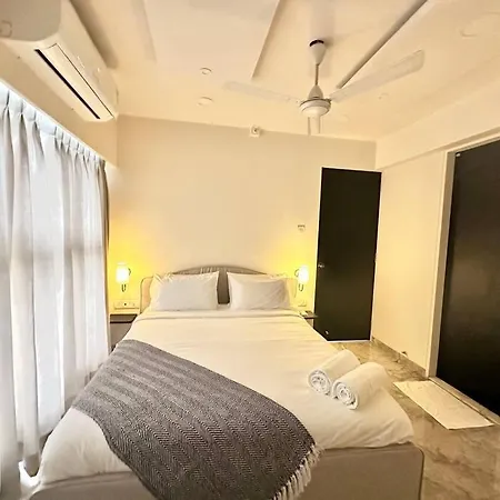 Luxury 2bhk In Khar West *