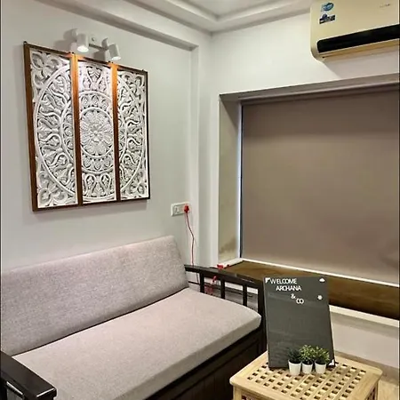 Apartment Cozy & Comfortable 2 Bhk ,carter Rd Bandra Mumbai