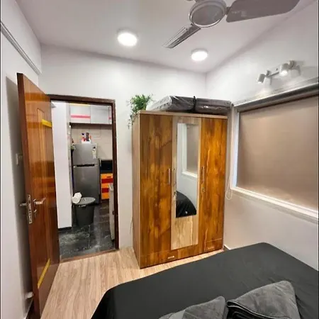 Cozy & Comfortable 2 Bhk ,carter Rd Bandra Mumbai