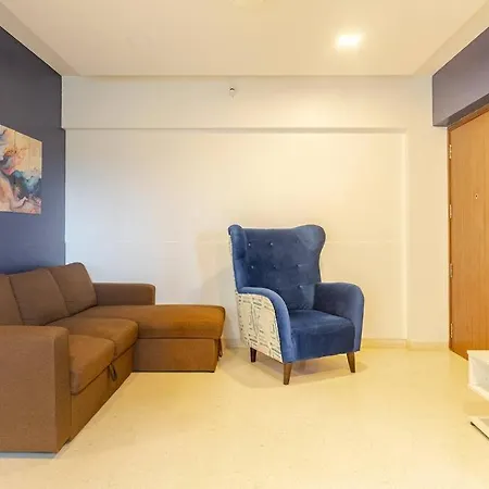 601 Cozy 1bhk In Santacruz