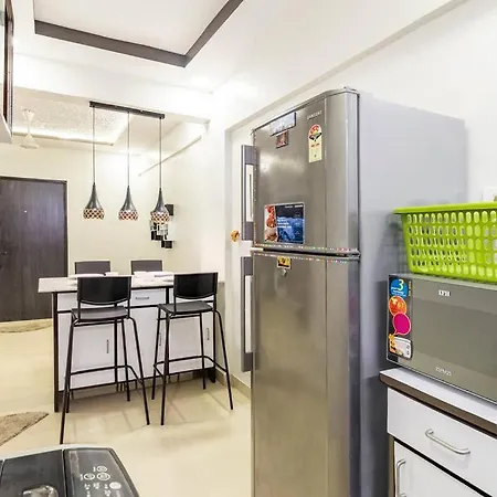 Modern Spacious 1bedroom Apt In Bandra Carter Rd Apartment Mumbai