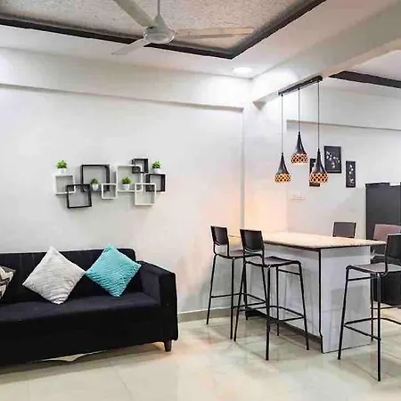 Modern Spacious 1bedroom Apt In Bandra Carter Rd Apartment
