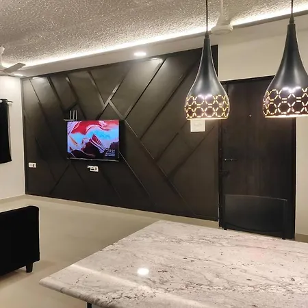 Modern Spacious 1bedroom Apt In Bandra Carter Rd Apartment