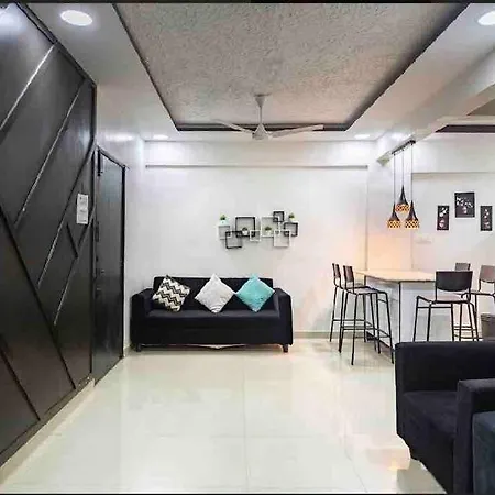 Apartment Modern Spacious 1bedroom Apt In Bandra Carter Rd