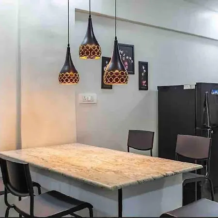 Modern Spacious 1bedroom Apt In Bandra Carter Rd Apartment Mumbai