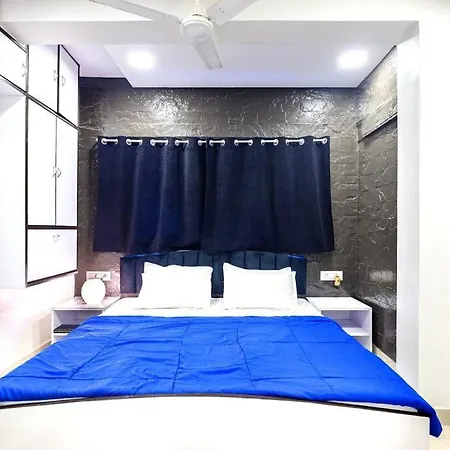 Apartment Modern Spacious 1bedroom Apt In Bandra Carter Rd