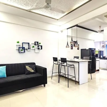 Modern Spacious 1bedroom Apt In Bandra Carter Rd Apartment Mumbai