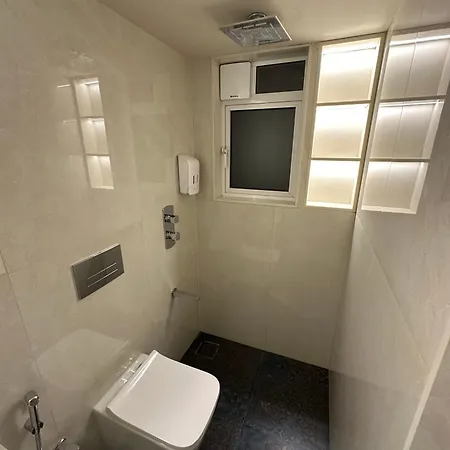 Apartment Rudraya Homes - Cozy Premium Serviced Khar - Next To Bandra *
