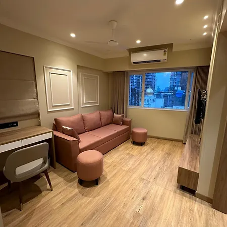 Rudraya Homes - Cozy Premium Serviced Khar - Next To Bandra Apartment