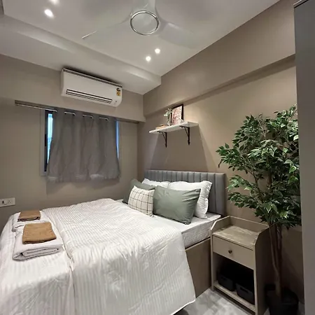 Apartment Downtown 3bhk Appt ,mumbai Mahalaxmi Mumbai