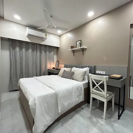 Downtown 3bhk Appt ,mumbai Mahalaxmi Apartment *