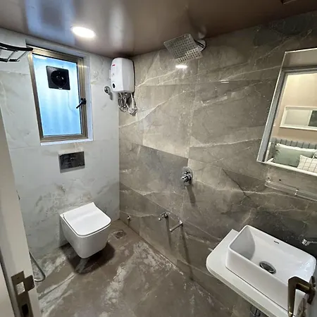 Downtown 3bhk Appt ,mumbai Mahalaxmi Apartment Mumbai