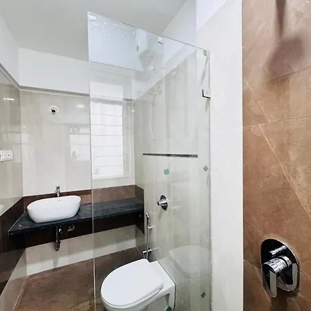 Hsquare Luxury Goregaon Apartment Mumbai
