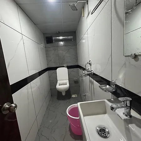 Hotel Rinza Residency