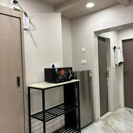 Downtown 4 Bedroom, Mahalakshmi 2101 Apartment Mumbai