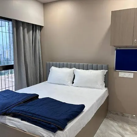Apartment Downtown 4 Bedroom, Mahalakshmi 2101 *