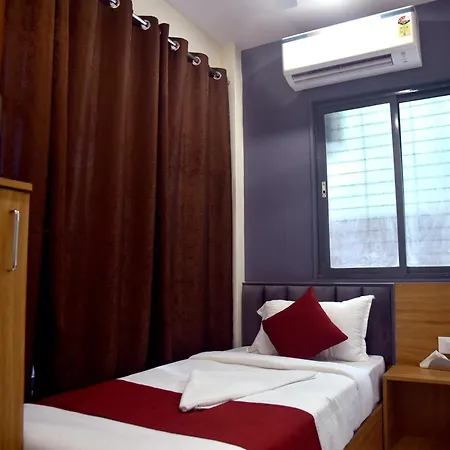 Vogue Near Nesco Exhibition Centre Apartment