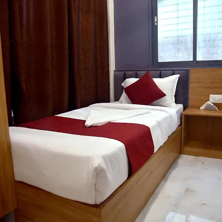 Apartment Vogue Near Nesco Exhibition Centre Mumbai