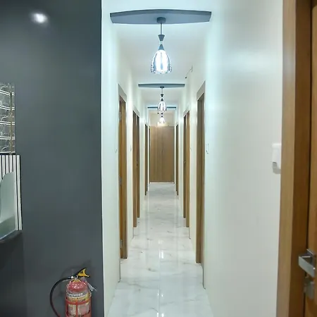 Vogue Near Nesco Exhibition Centre Apartment *