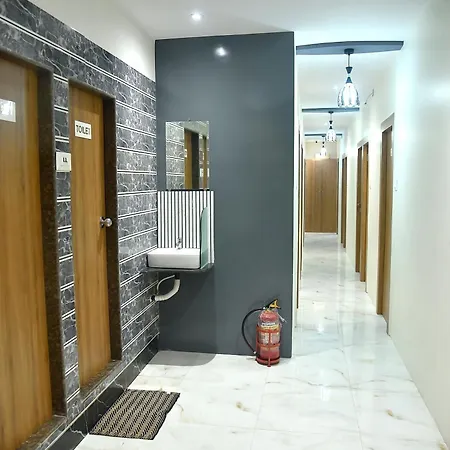 Vogue Near Nesco Exhibition Centre Apartment Mumbai