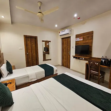 Bkc Garden - Near Us Embassy Bkc Hotel 3*