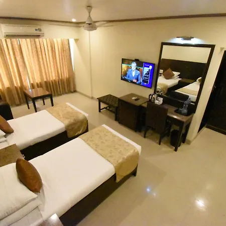 Kings International Juhu Hotel