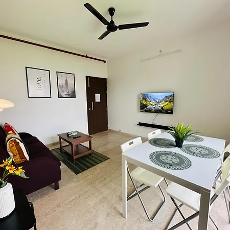 Apartment 2bhk In Malad By Florastays Mumbai