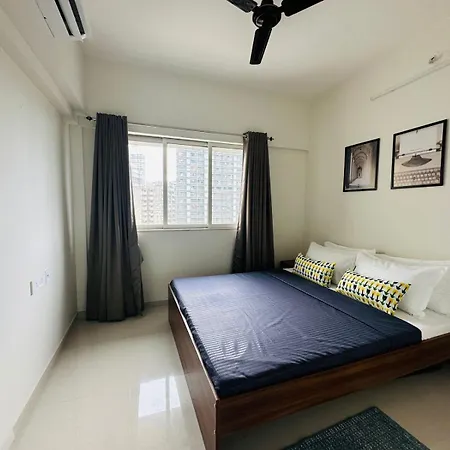 2bhk In Malad By Florastays Apartment