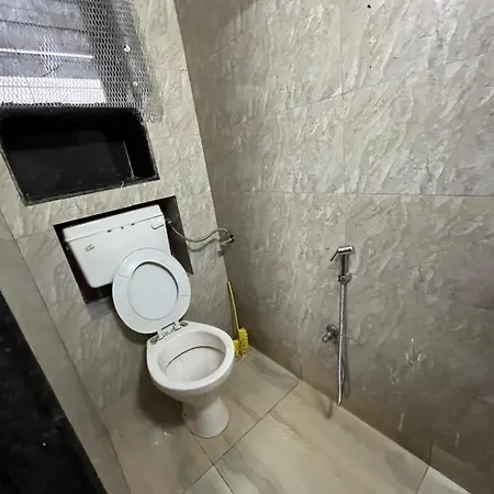 Budget Friendly 2bhk Flat At Pali Hill Bandra Mumbai