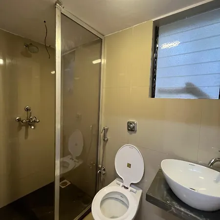 Homestay Elegance A *