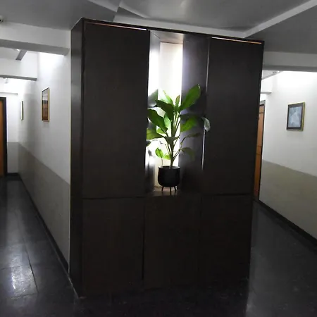 Kings International Juhu 3* Mumbai